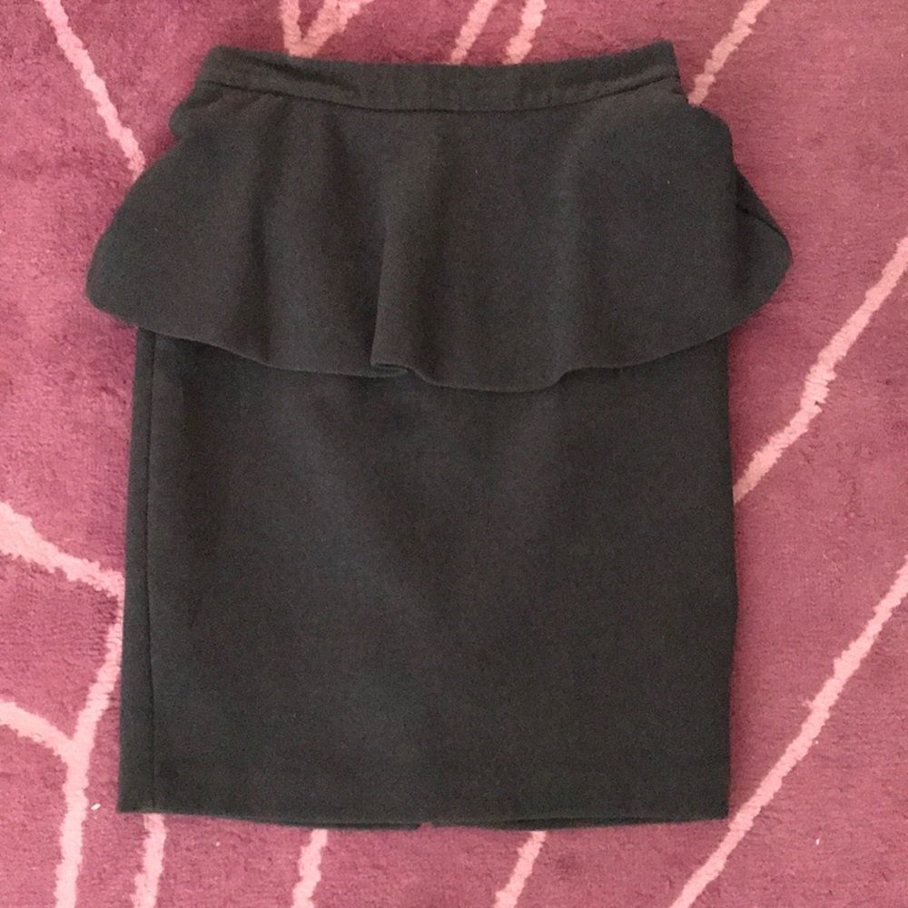 Gray Peplum Pencil Skirt - Size 8
